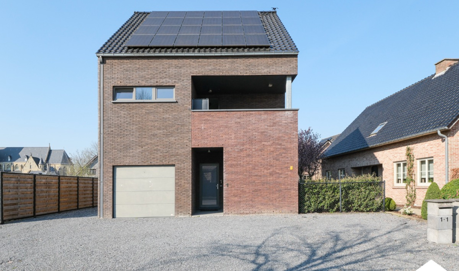 Vliegveldlaan - 1 - 2 - 3990