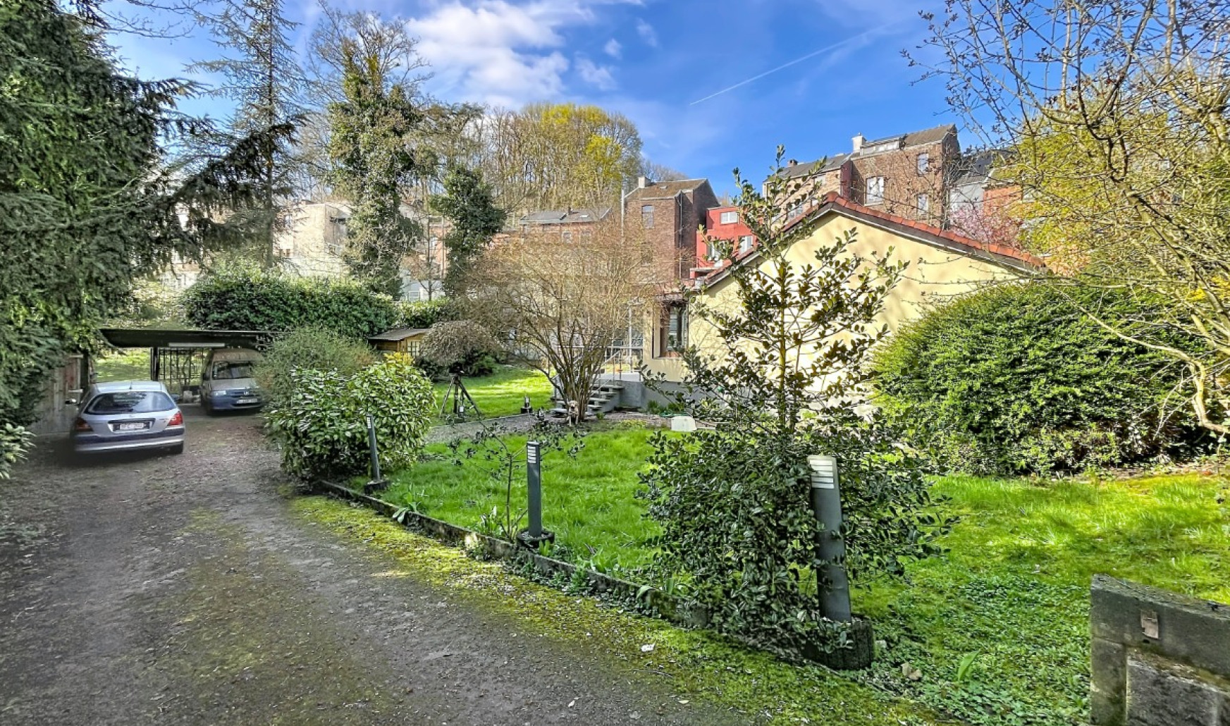 Rue Bairoua - 93 - - 4000