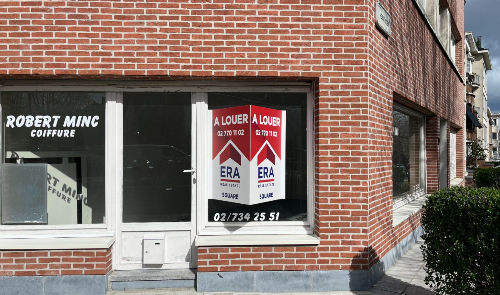 Avenue Herbert Hoover - 215 - - 1200