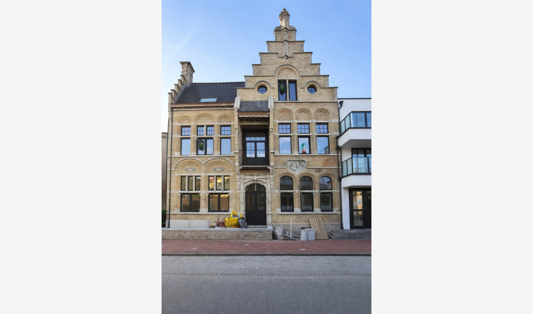 Marktstraat - 22 - - 8810