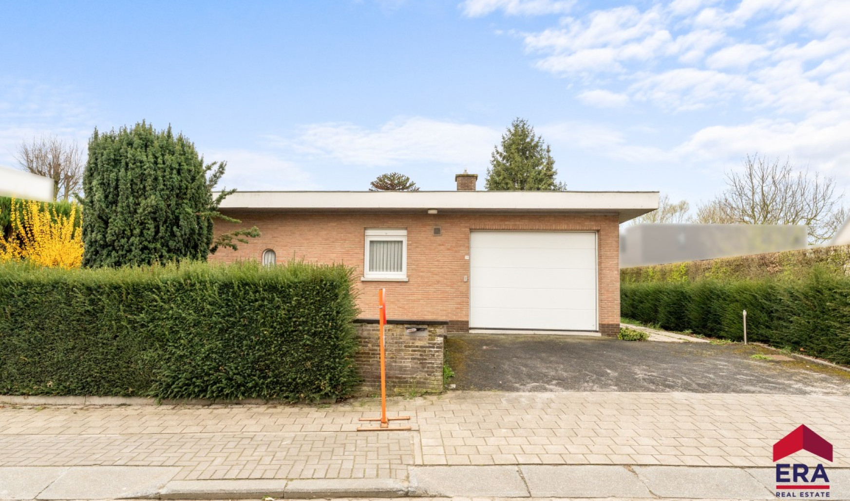 Outrijvestraat - 28 - - 8551