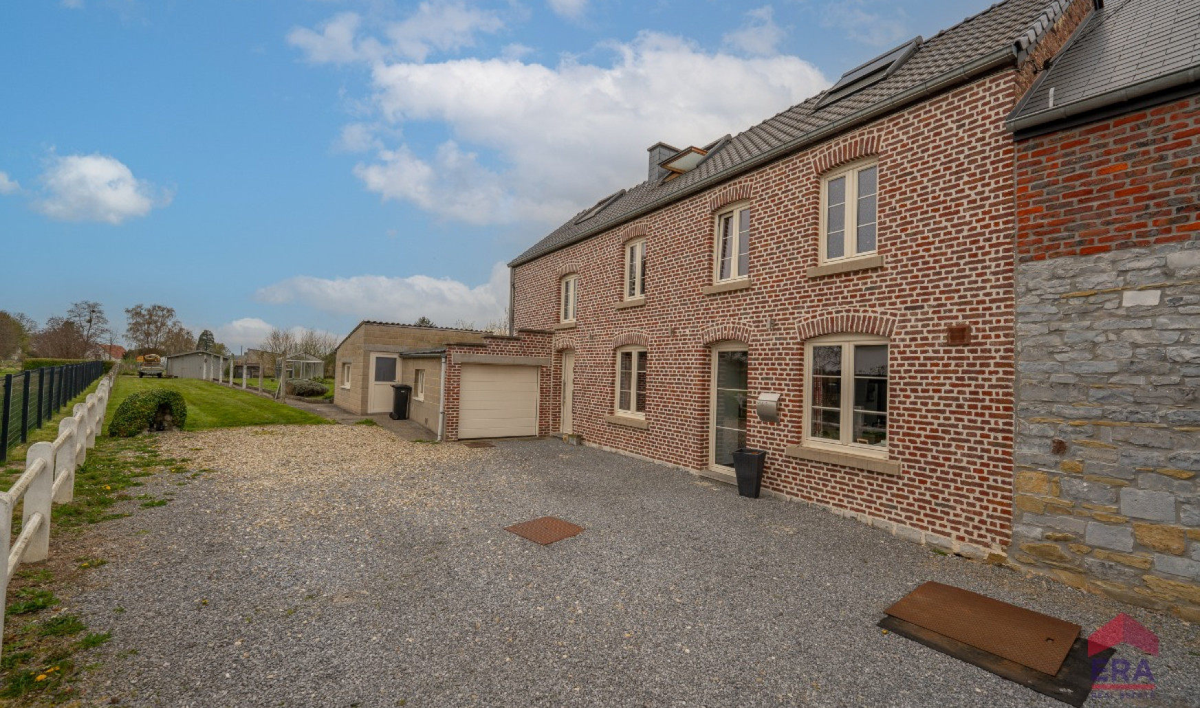 Rue Louis Lahaye - 214 - - 5300