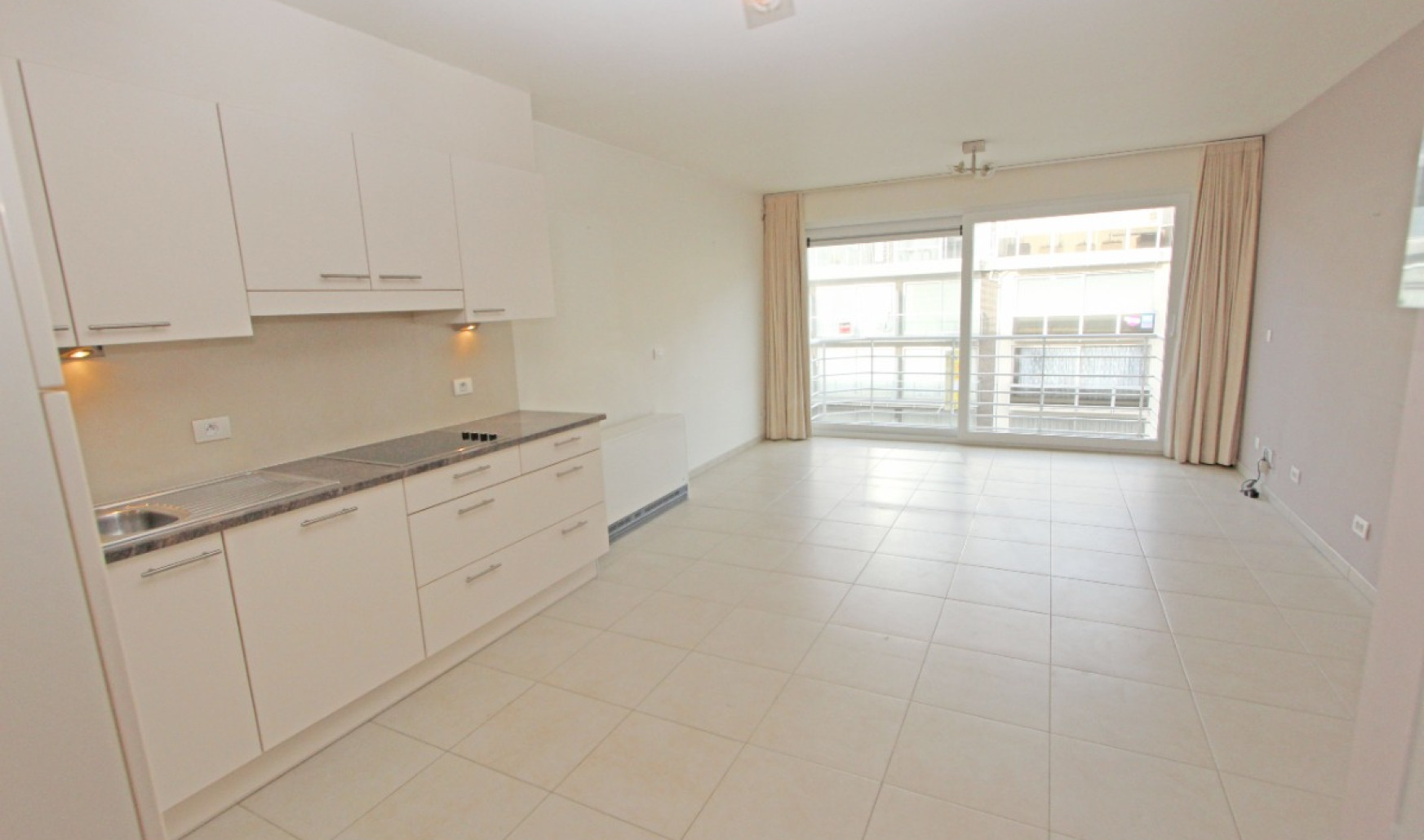 Albert I laan (Sir Anthony) - 251 - - 8620