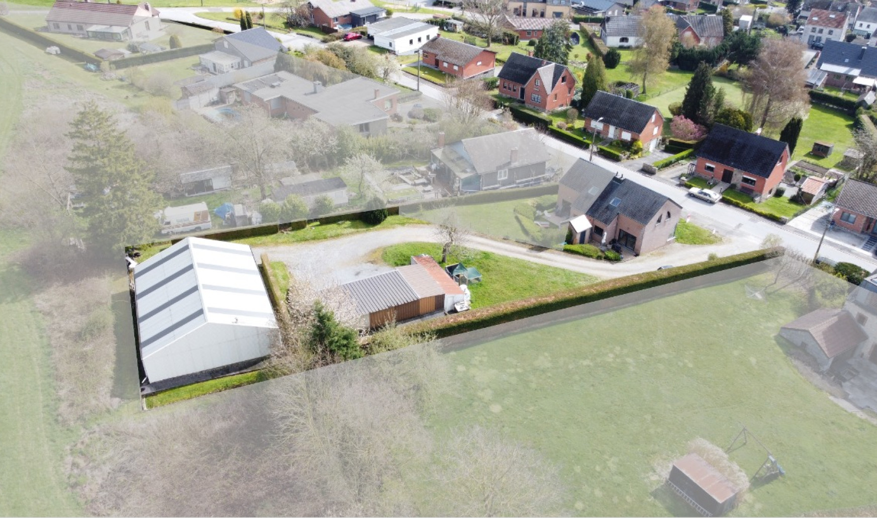 Rue du Levant - 12 - - 5300