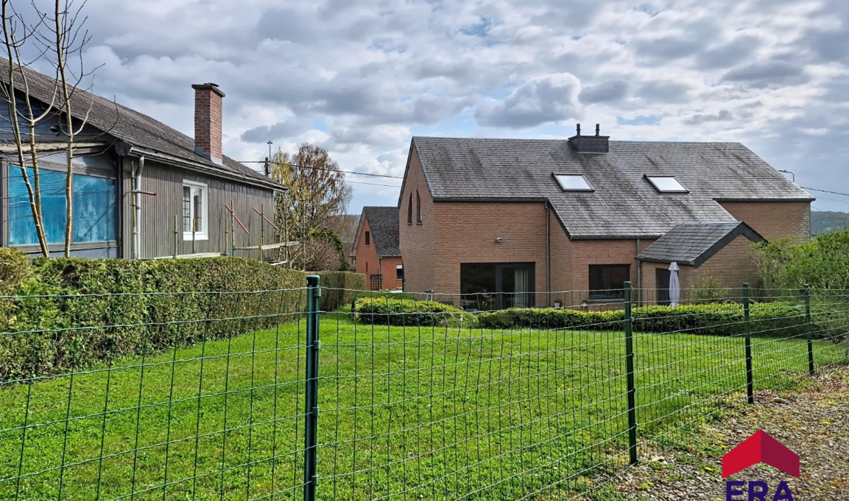 Rue du Levant - 10 - - 5300