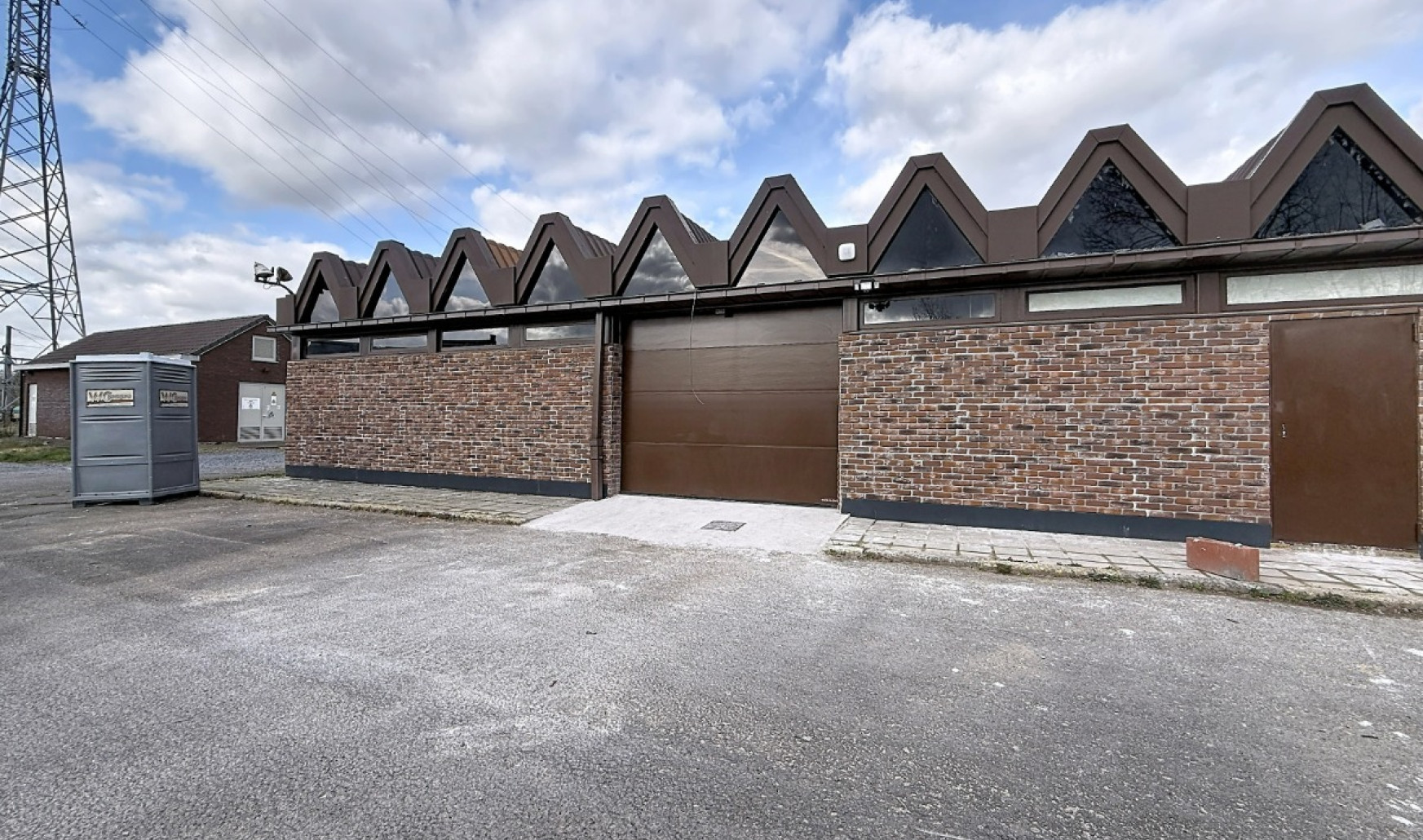 Place de la Gare - 0 - - 7170