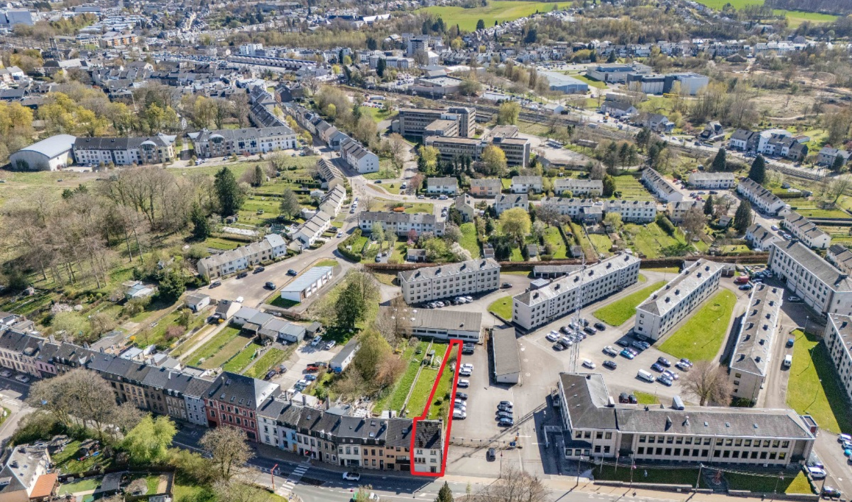 Rue de Neufchâteau - 124 - - 6700