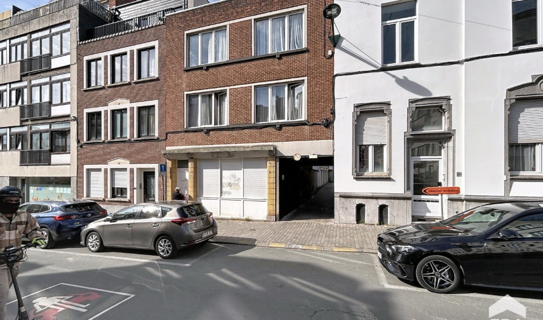 Rue Vanderkindere - 106 - - 1180