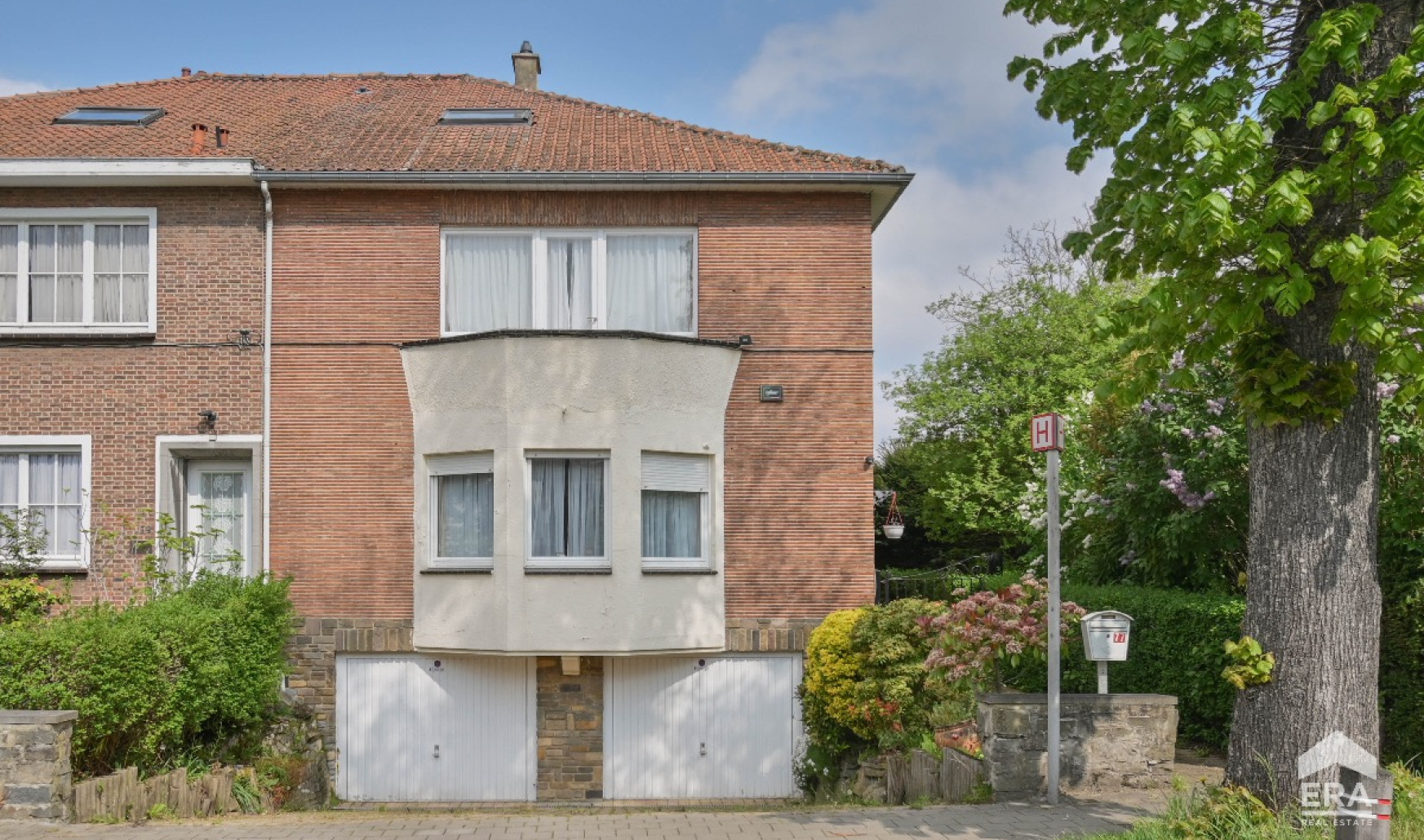 Avenue Alphonse XIII - 77 - - 1180