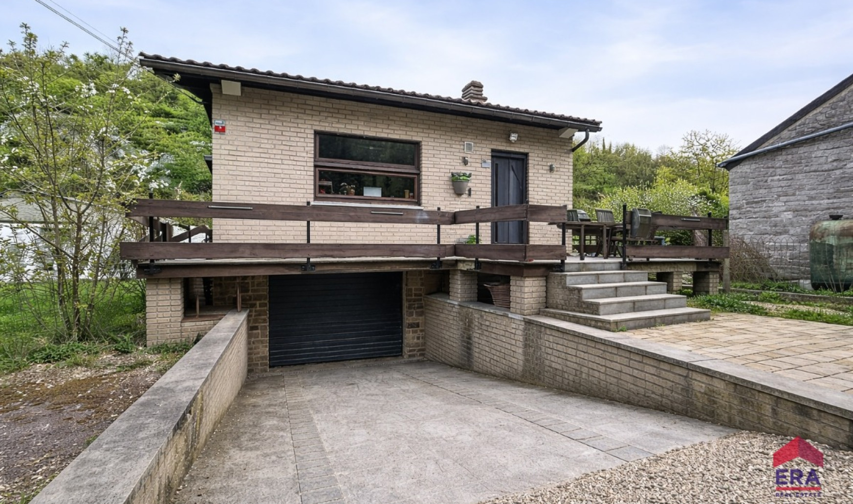 Rue du Samson - 25 - - 5300