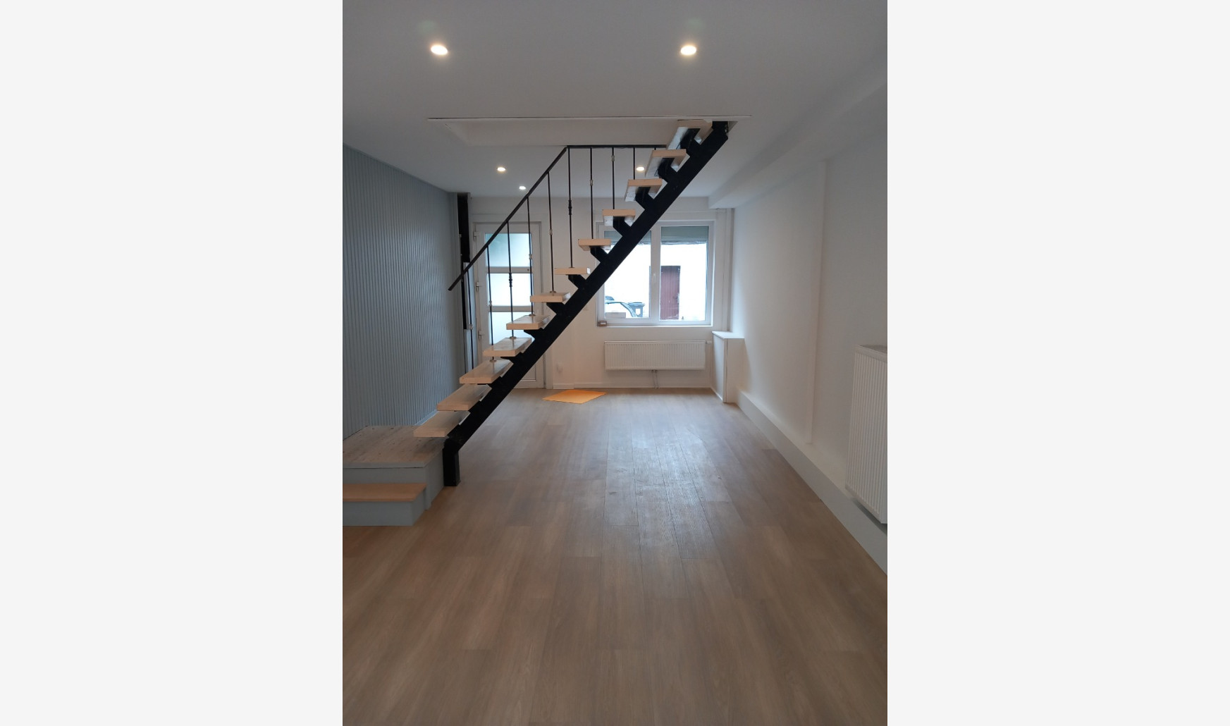 Louis Paul Boonstraat - 42 - - 9300