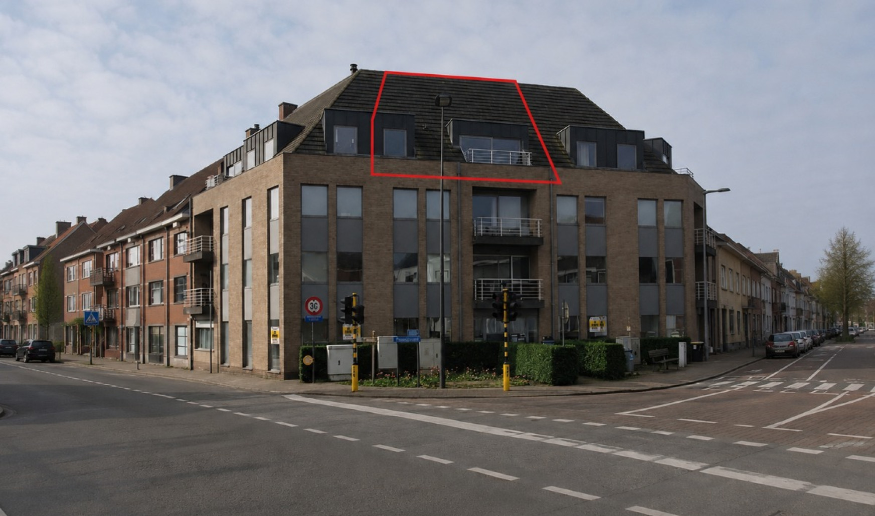 stationstraat - 1 - 9 - 8700