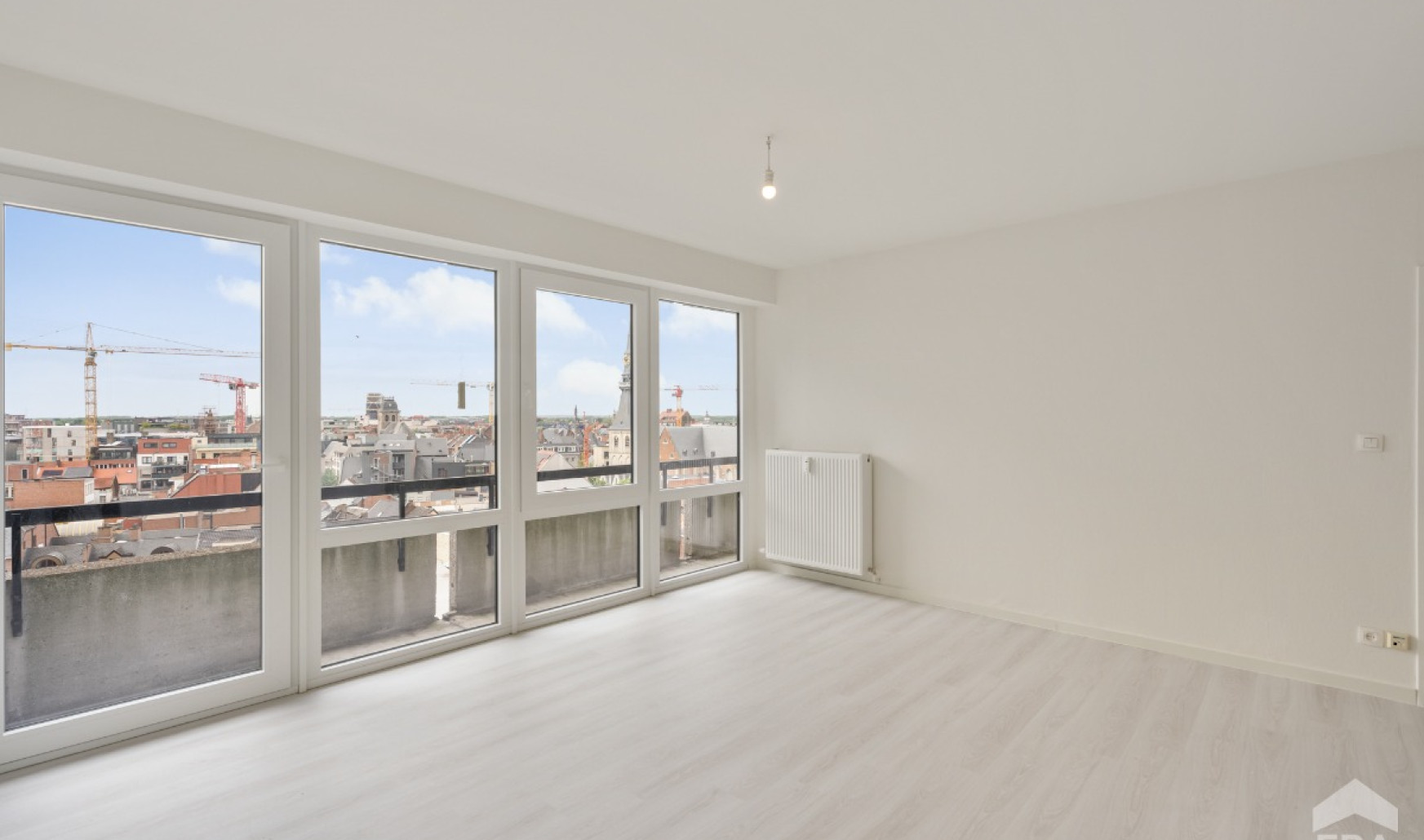Torenplein - 2 - 21 - 3500