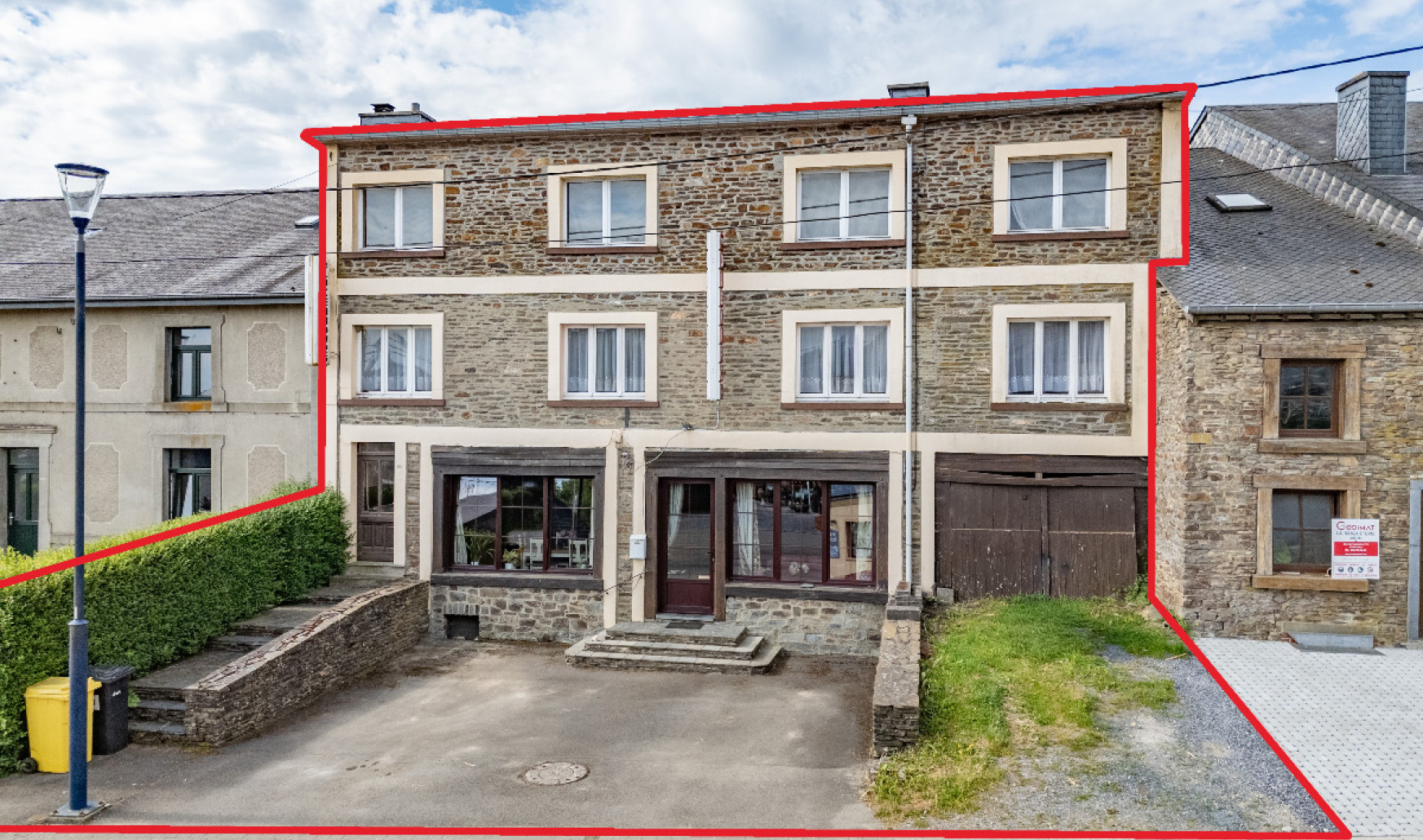 Place Saint-Martin - 208 - - 5550