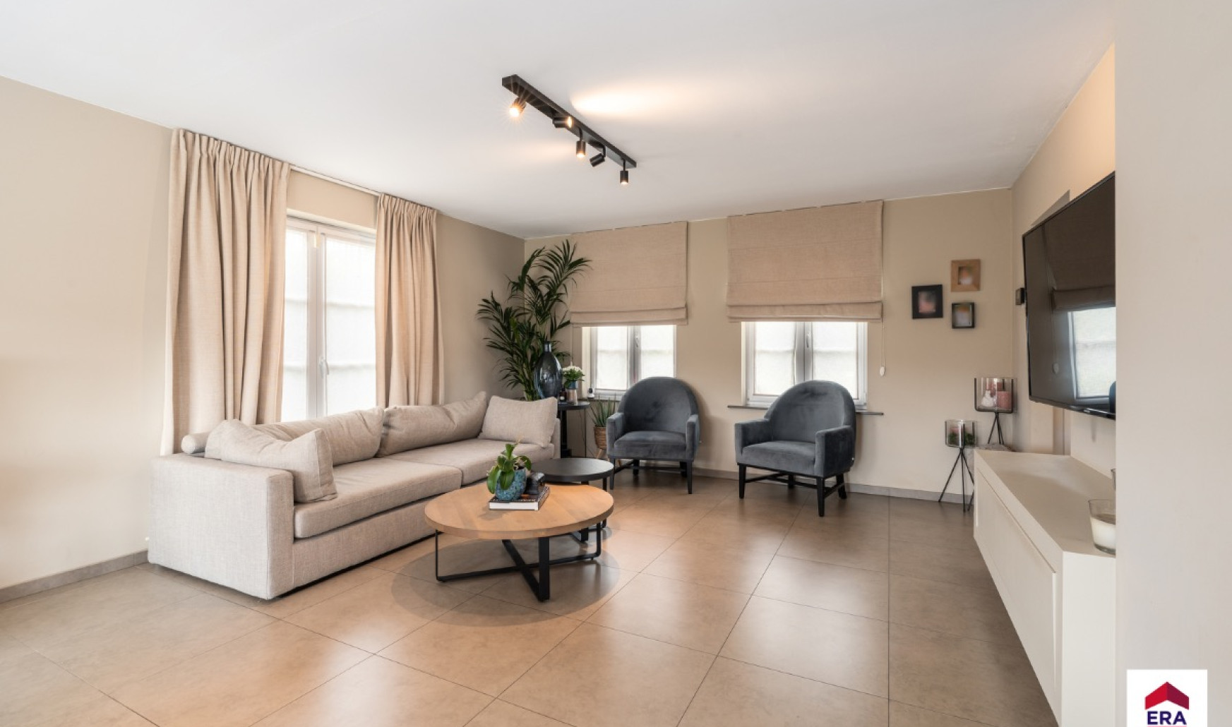 Rue Caremberg - 71 - - 7850