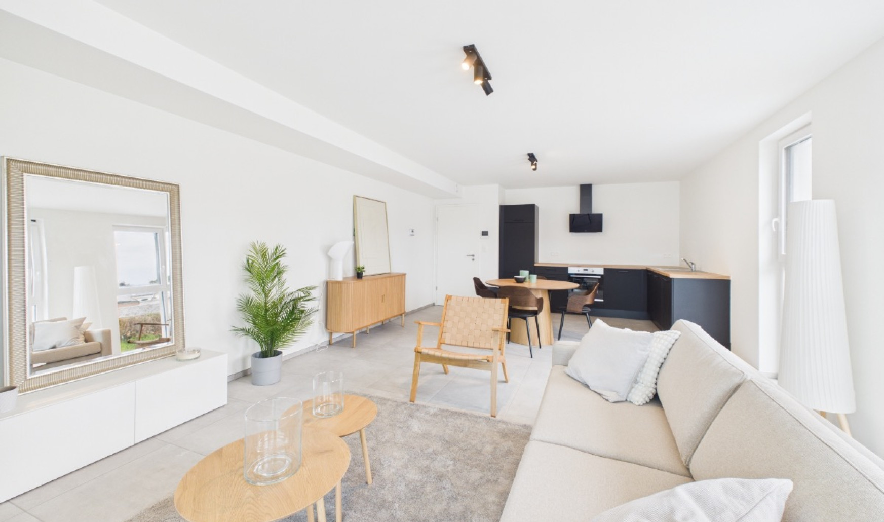 Chaussée d'Arlon - 35+ - Apt 4 - 6600