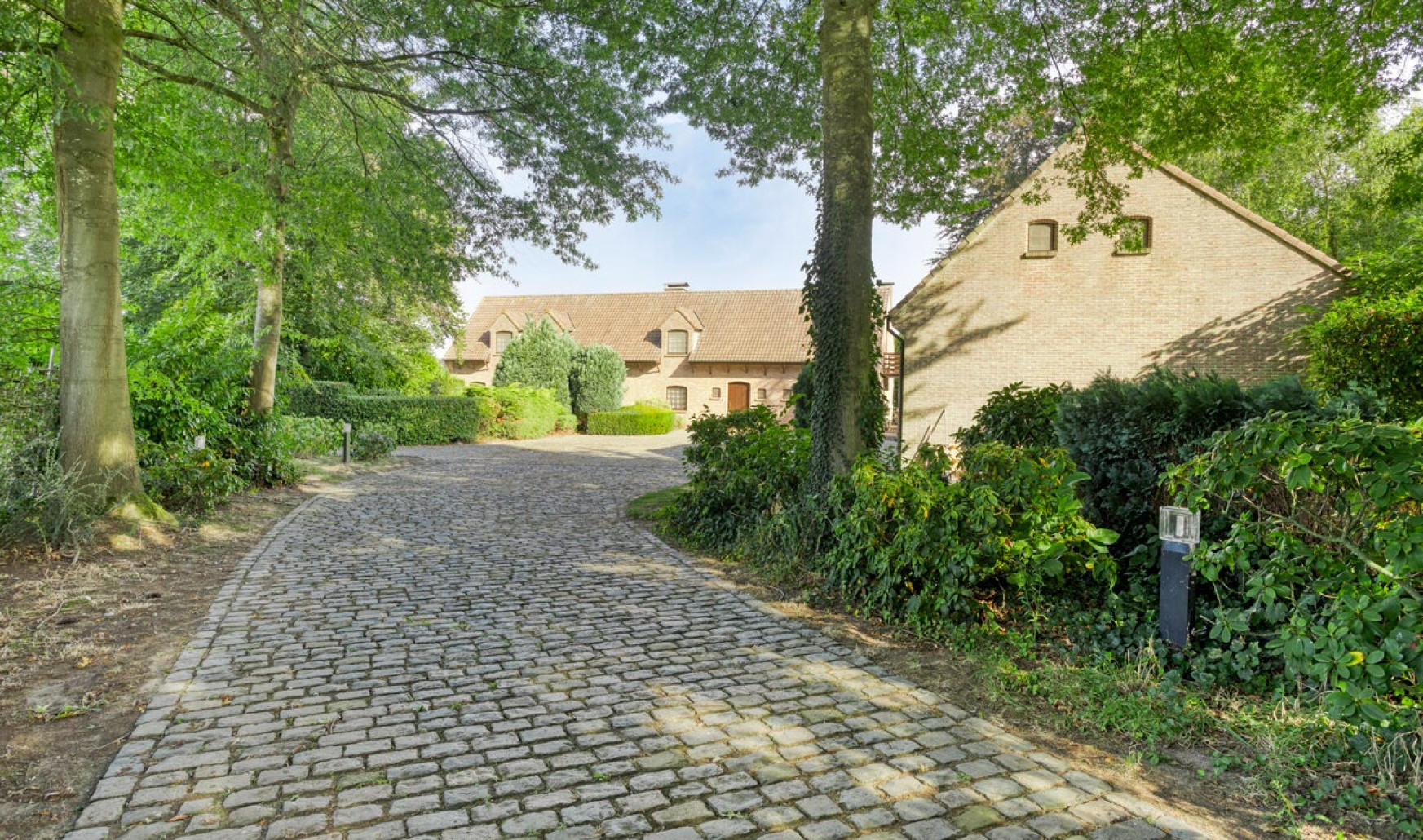 Eegalstraat - 26 - - 8570