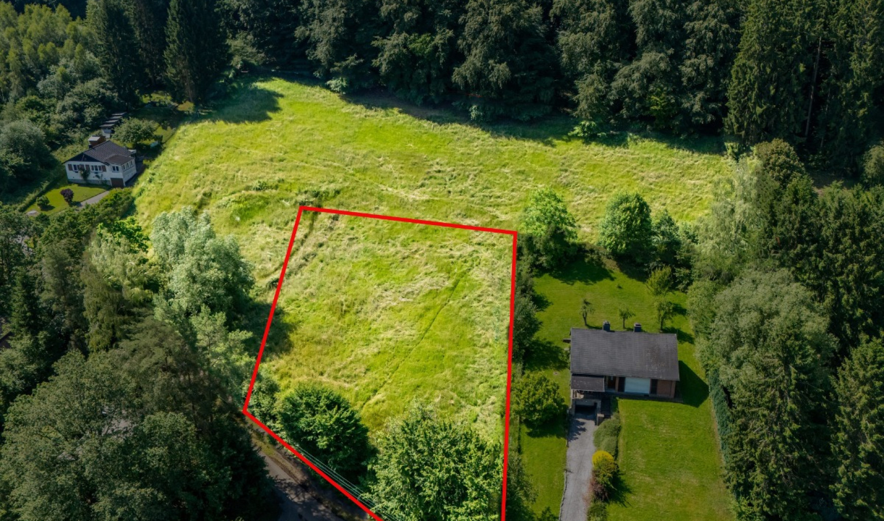 Rue Cheyeneux - 207A - - 6990