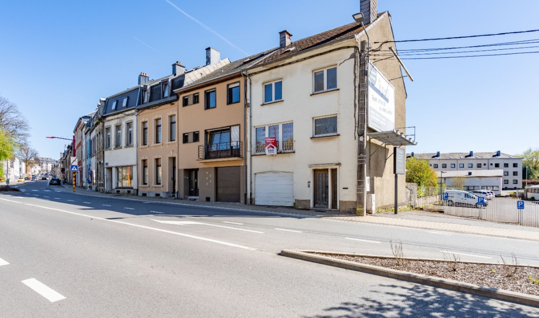 Rue de Neufchâteau - 124 - - 6700