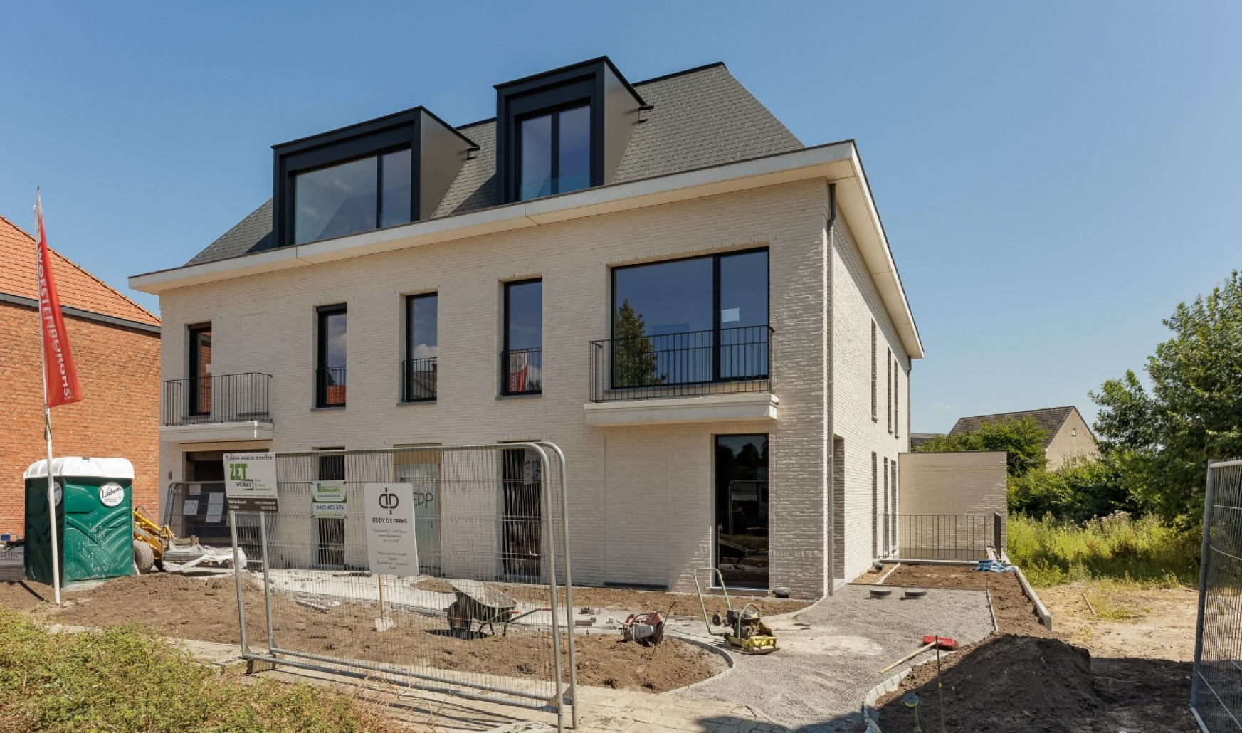 Lodewijk de Konincklaan - 335-337 - - 0.2 - 2320
