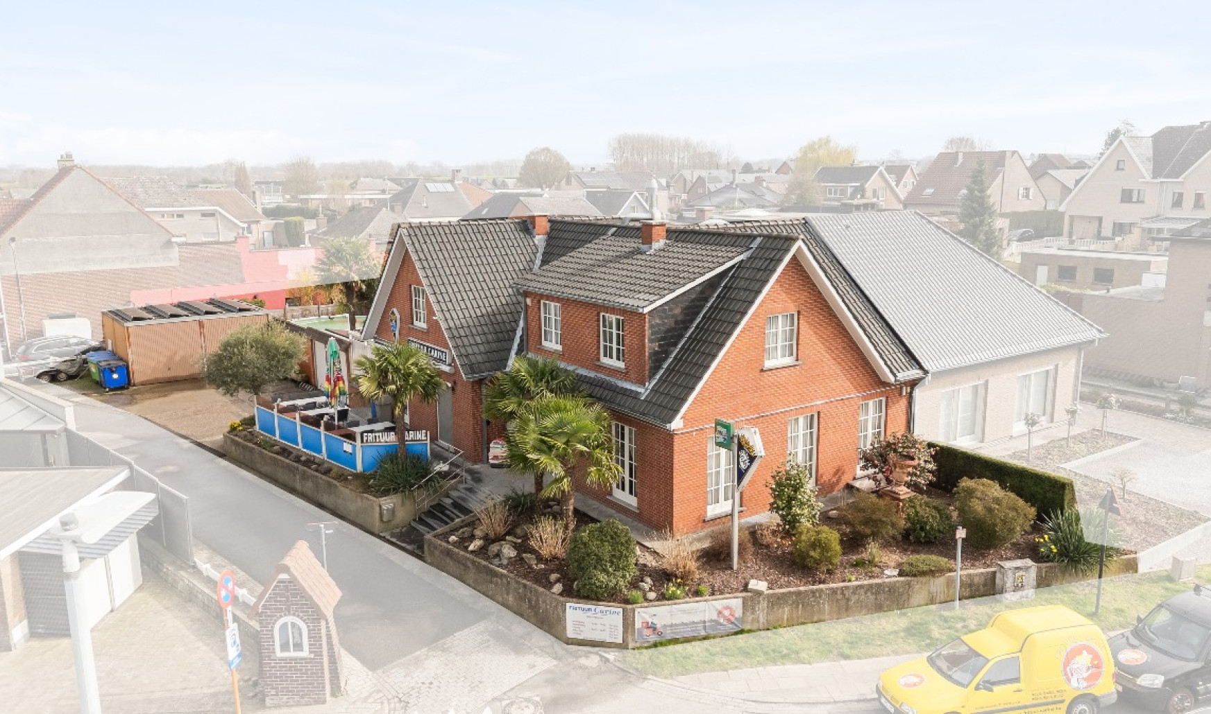 Stationsstraat - 51 - - 9420