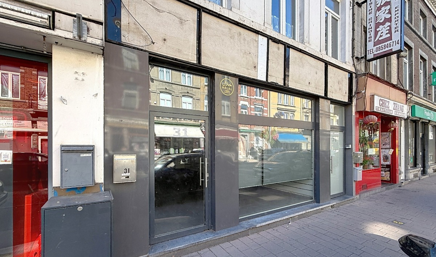 Rue du Commerce - 31 - - 5300