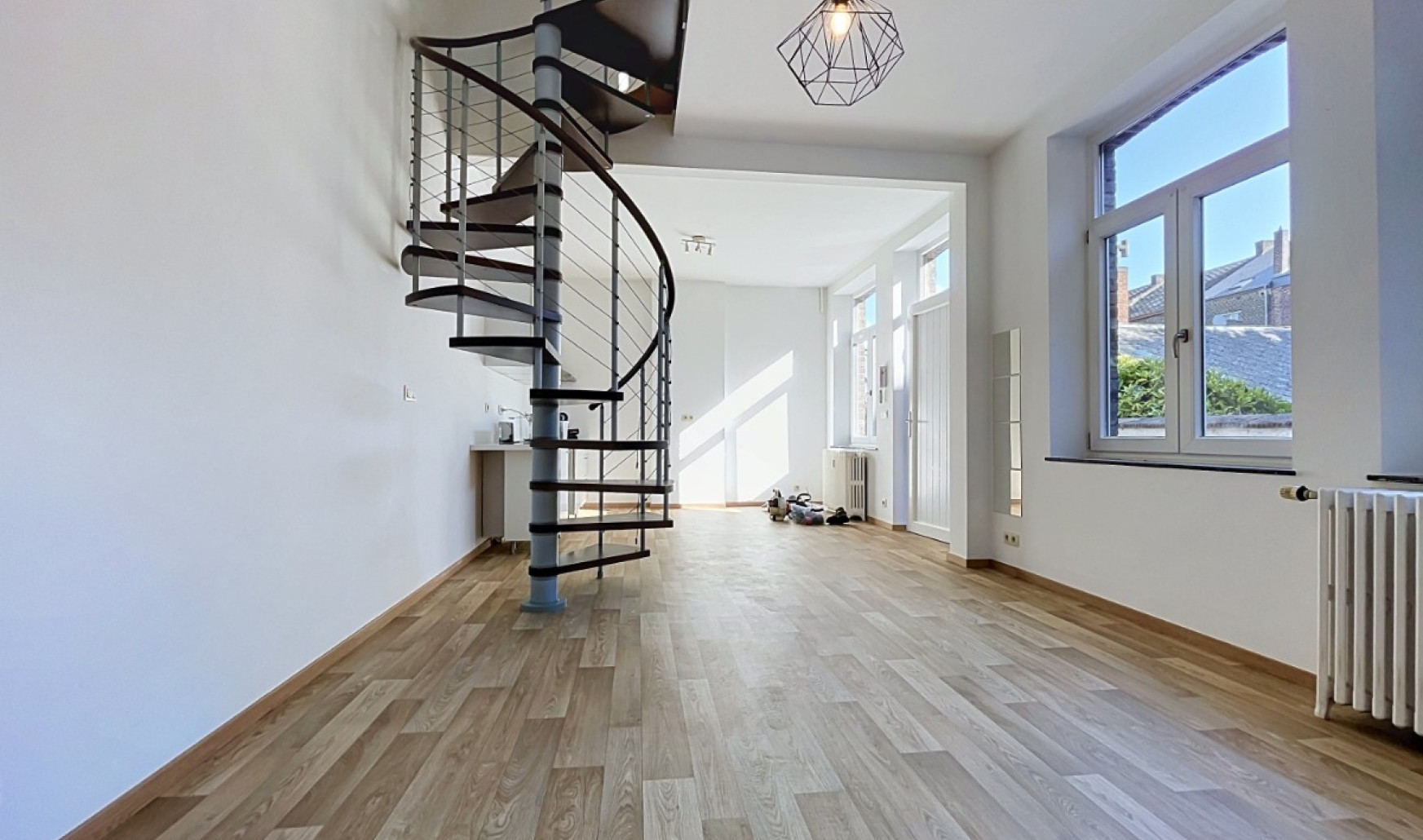 Place des Tilleuls - 49 - REZ LOT 2 - 5300
