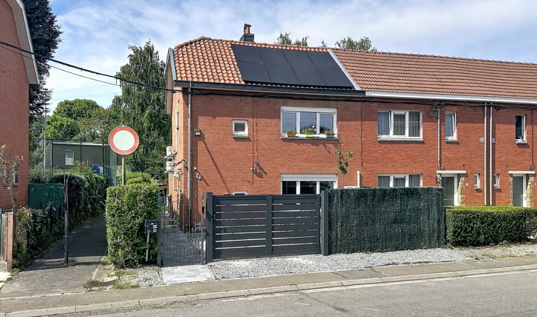 Rue Jean Lambert Defrêne - 33 - - 4340