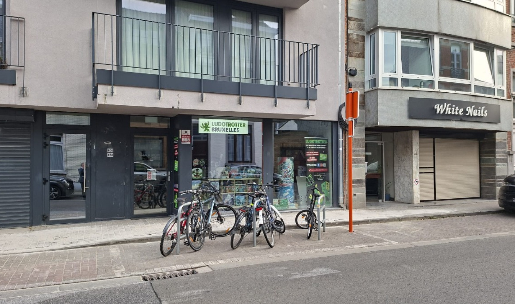 Avenue Georges Henri - 466 - - 1200