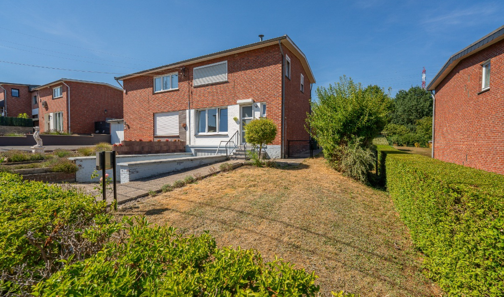 Rue Pisonchamps - 32 - - 4400