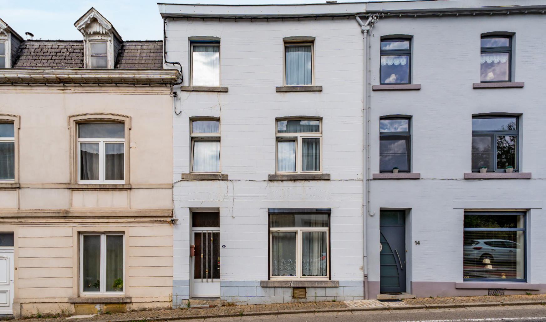 Avenue Nestor Martin - 16 - - 6870