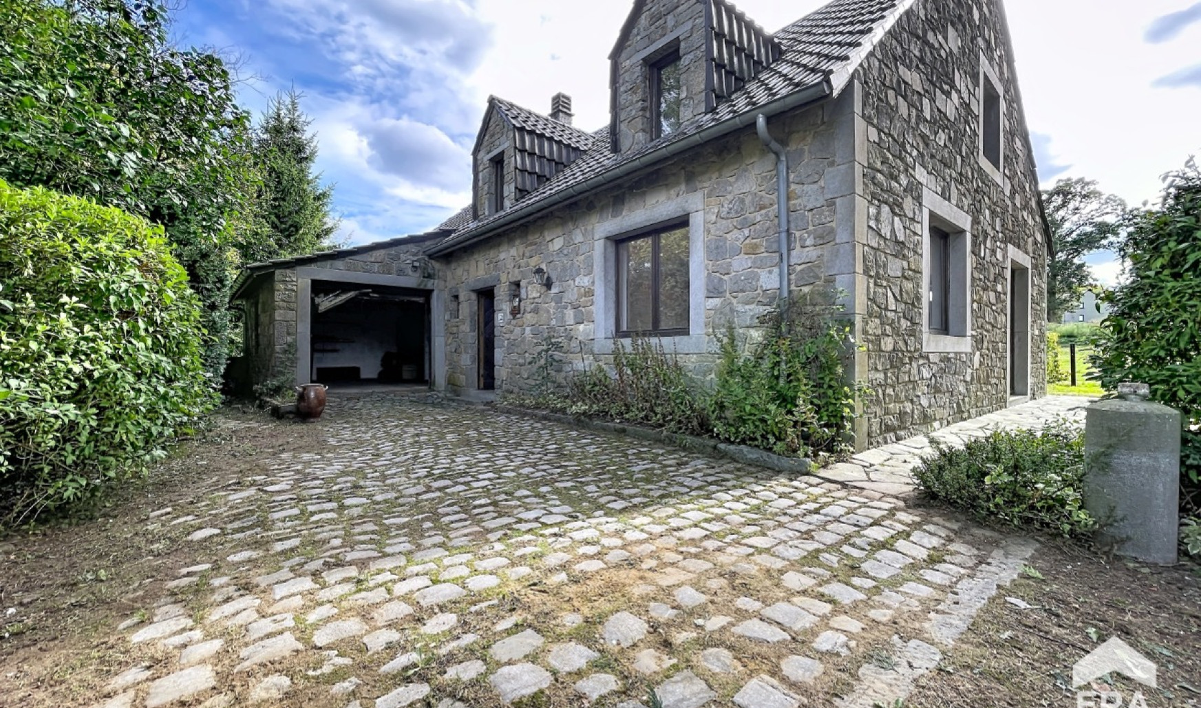 Rue Mapré - 5 - - 5360