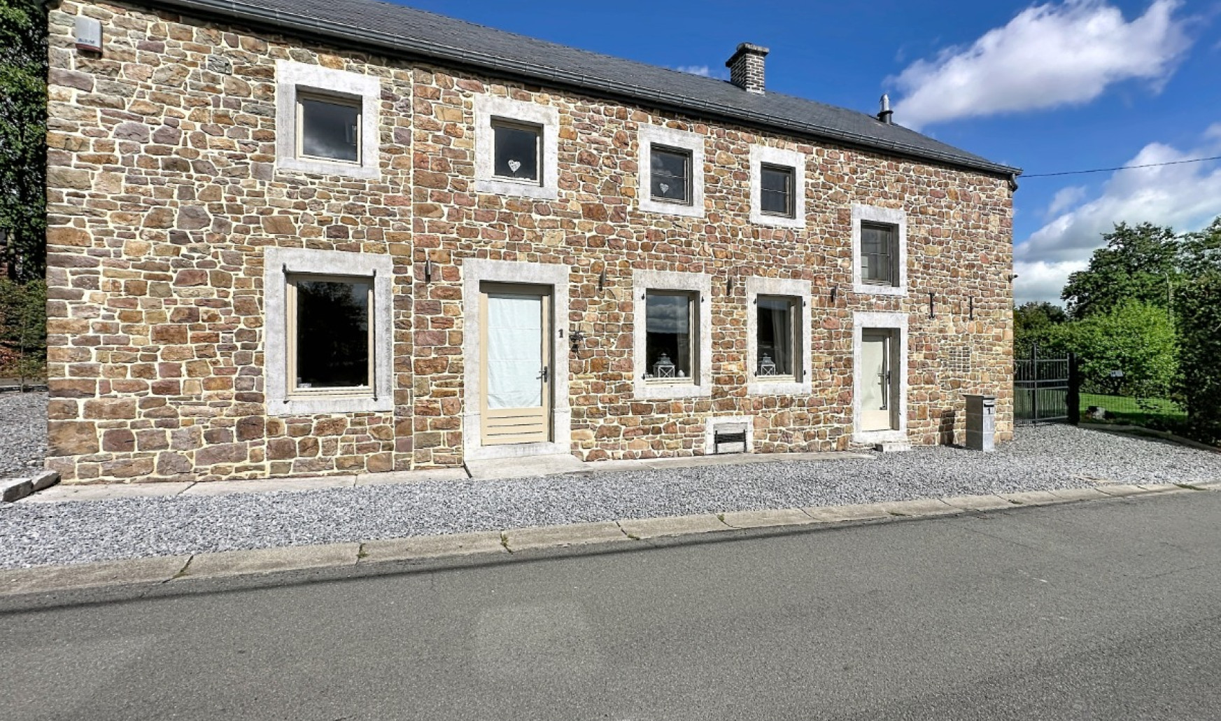 Rue Chemin du Comte - 1 - - 4570