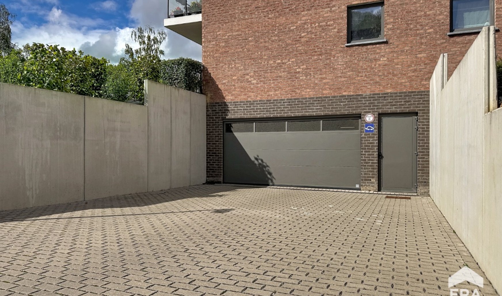 Rue des Falîjes - 19 - - 5300