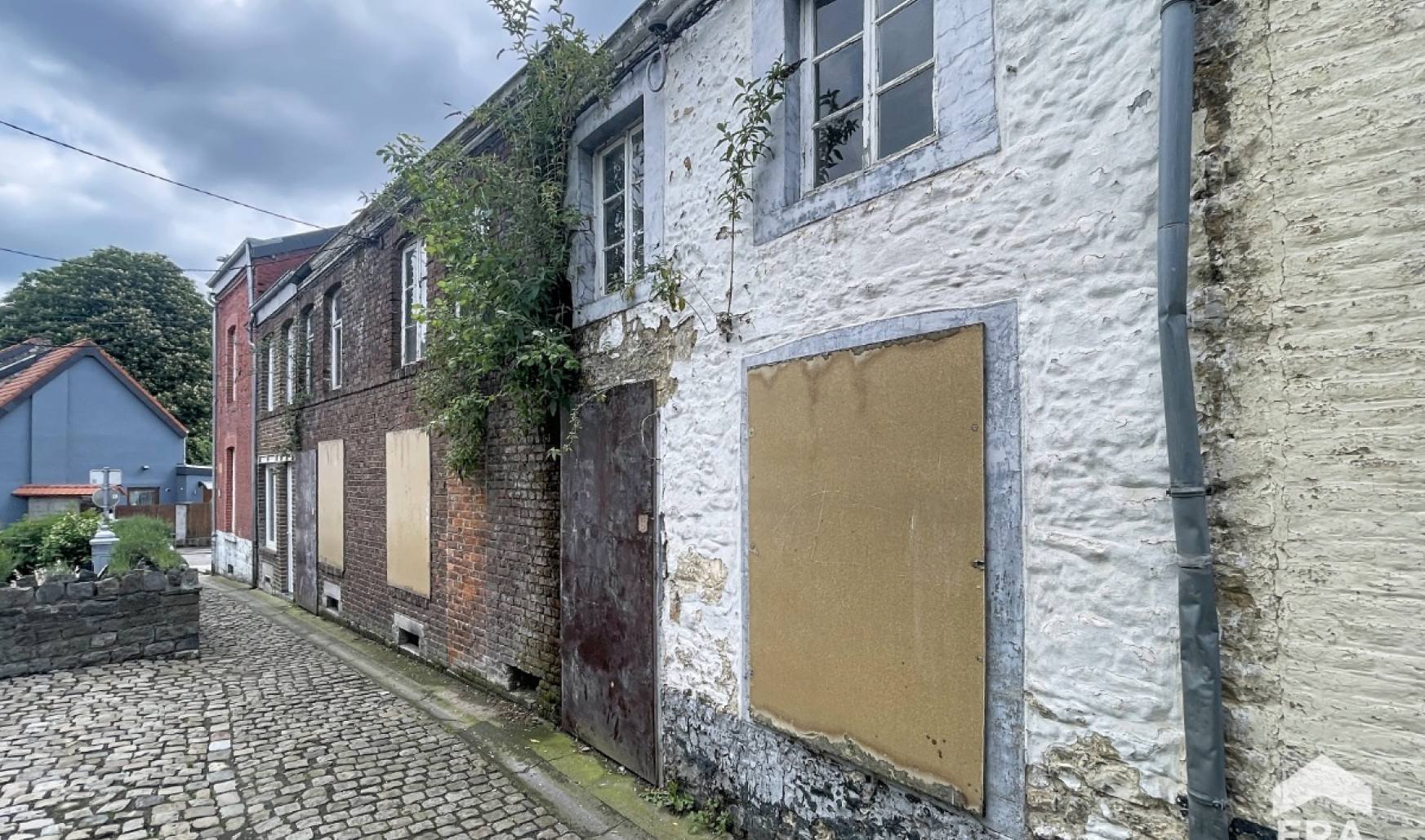 Rue Pré des Dames - 134 - - 5300