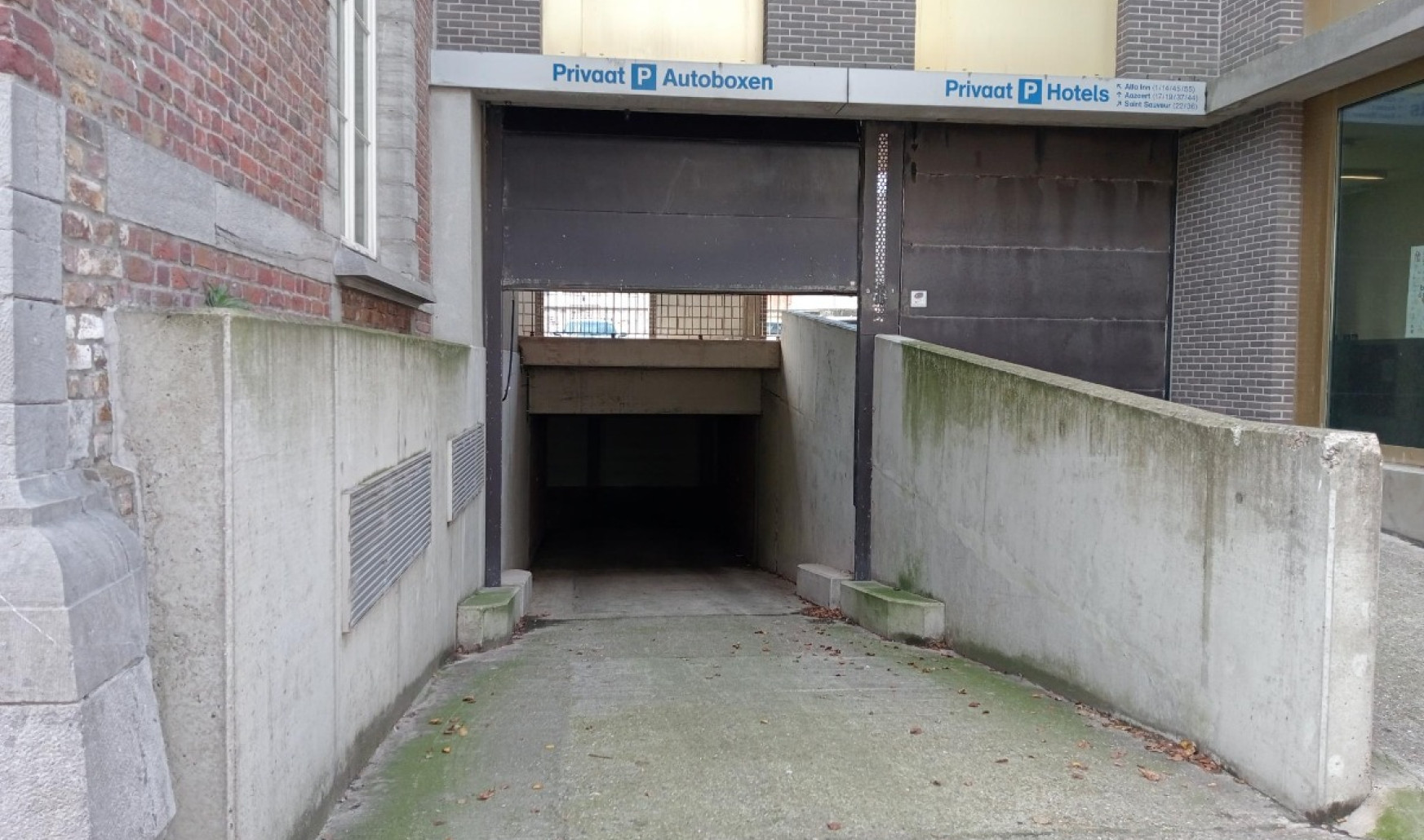 Onderwijsstraat - 15 - 17 - Garage 23 - 8370