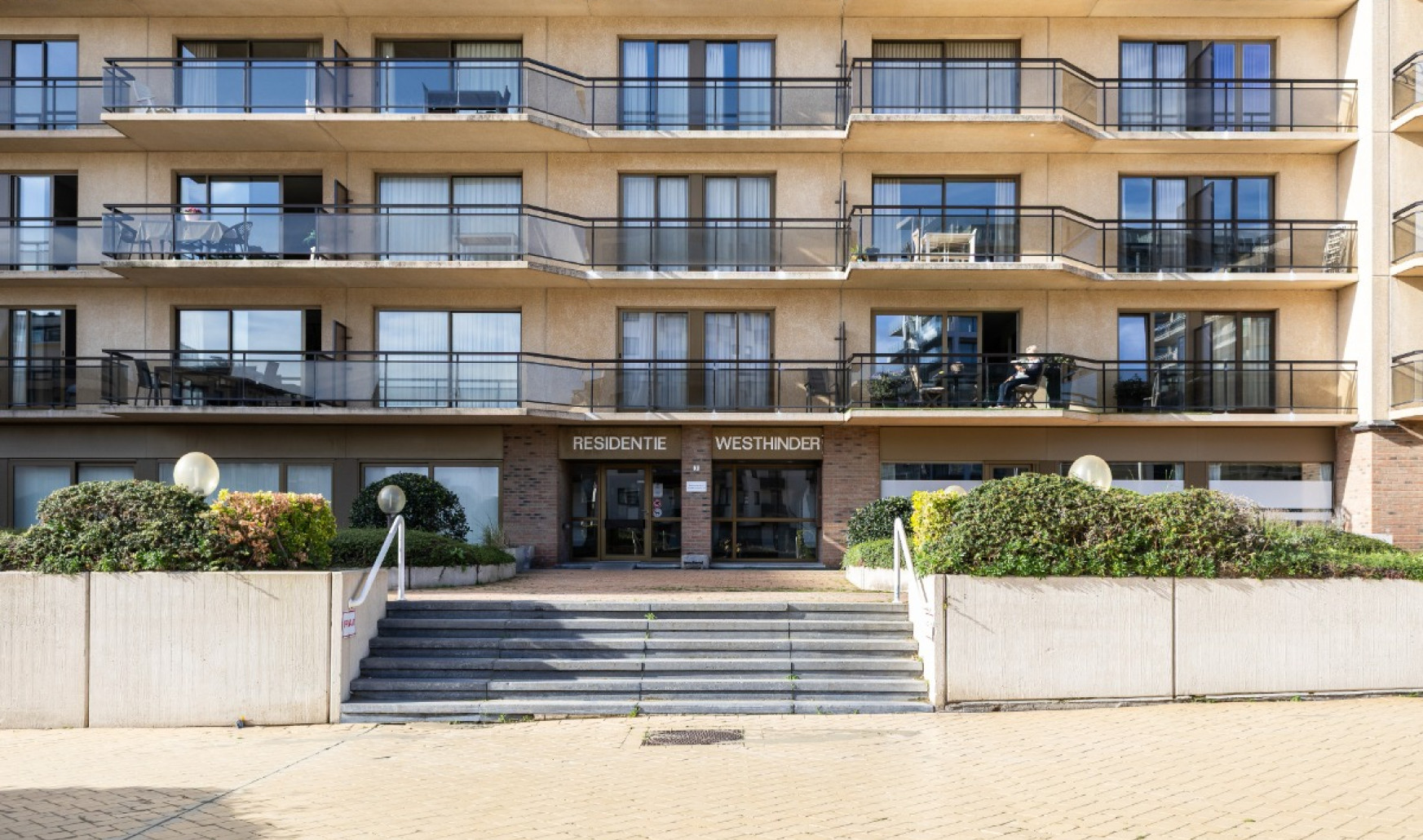 Leopold I Esplanade - 7 - 704 - 8660