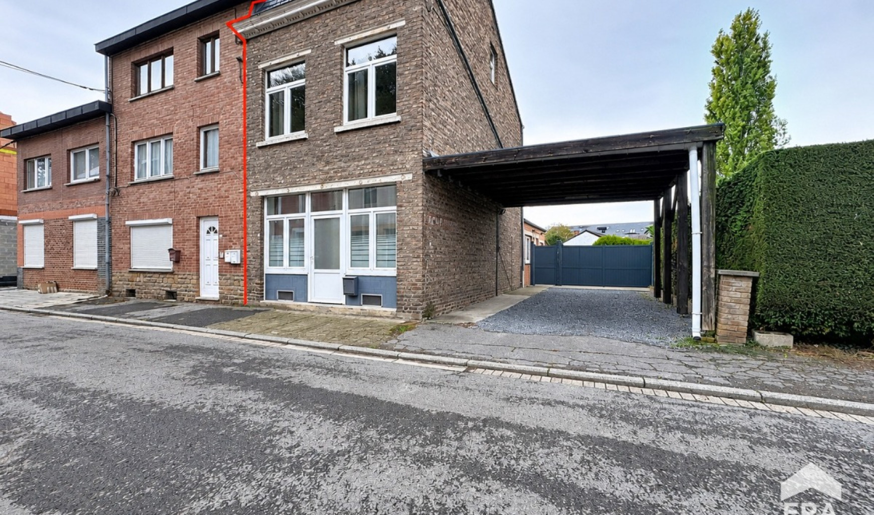 Rue Pré des Dames - 45 - - 5300