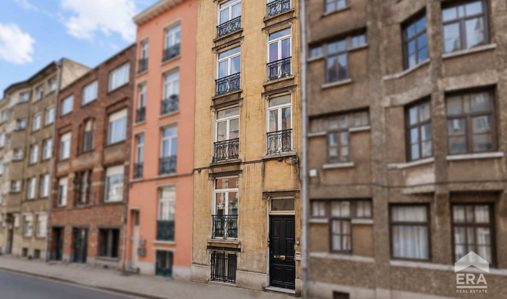 Rue Gisbert Combaz - 8 - - 1060