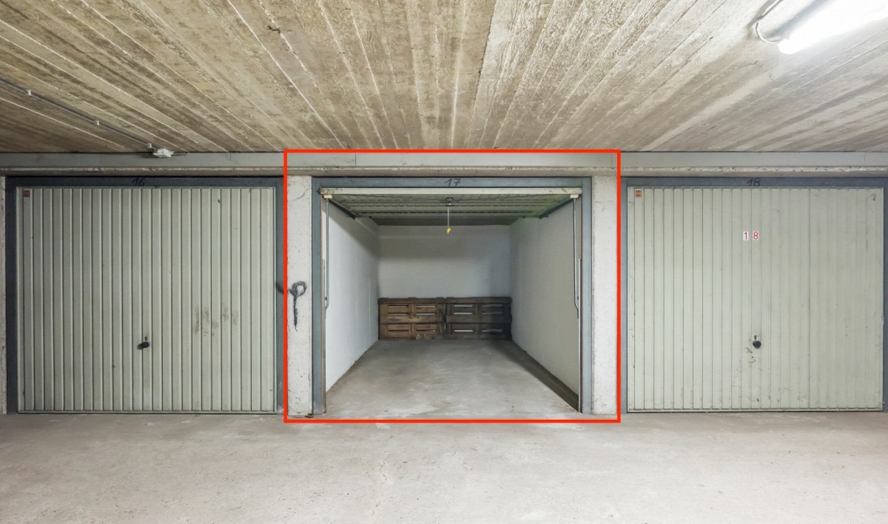 Ciamberlanidreef (staanplaats nr.17) - 66 - - 9120