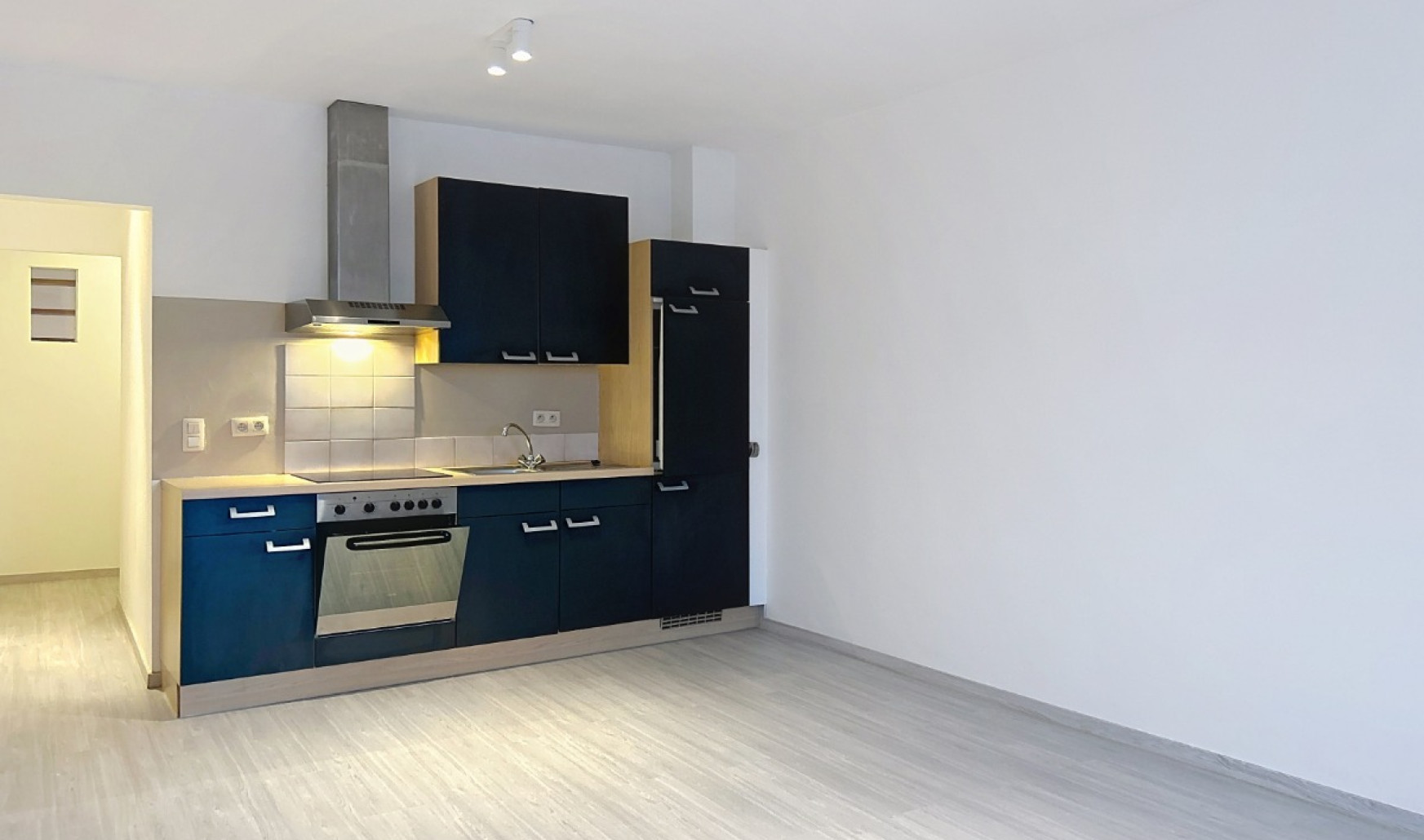 Rue Lucien Burnotte - 9 - /4 - 6840