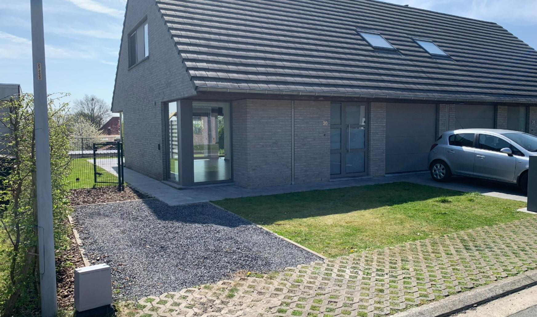 Johny Thiostraat - 30 - - 8830