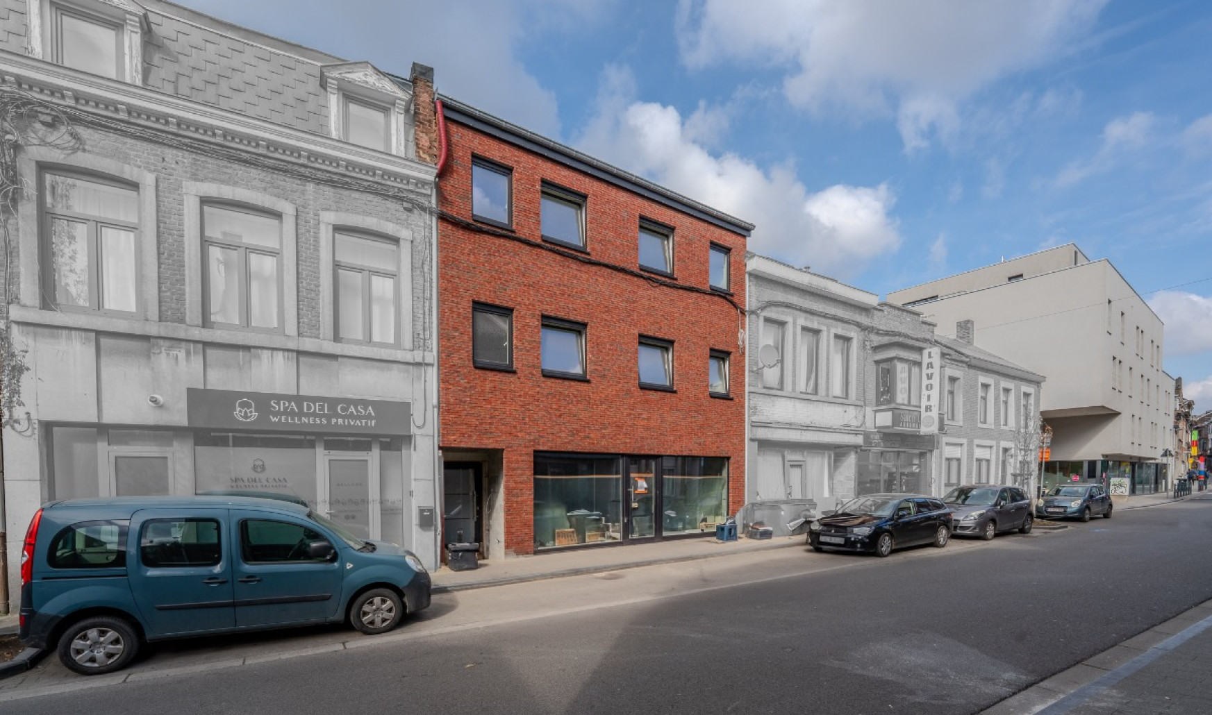 Rue Hoyoux - 8 - 0011 - 4040