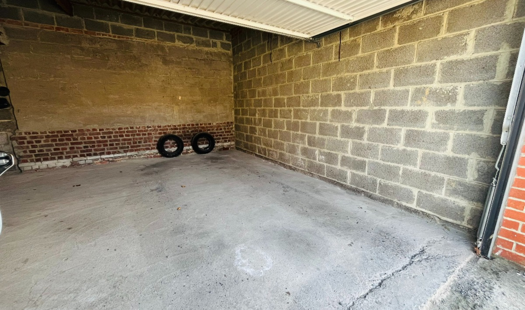 Dronckaertstraat - 98 - garage - 8930