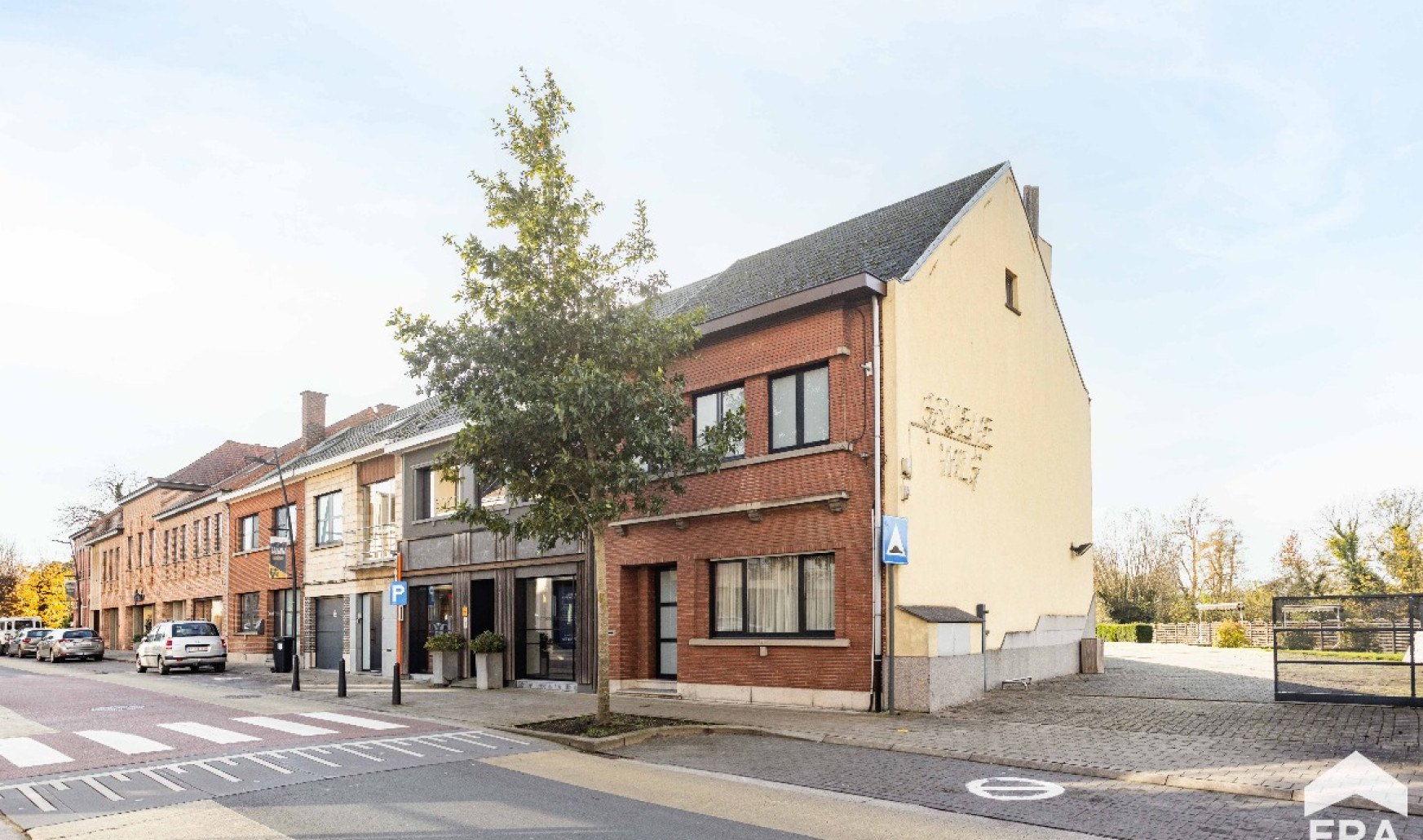 Hogeweg - 82 - - 9320