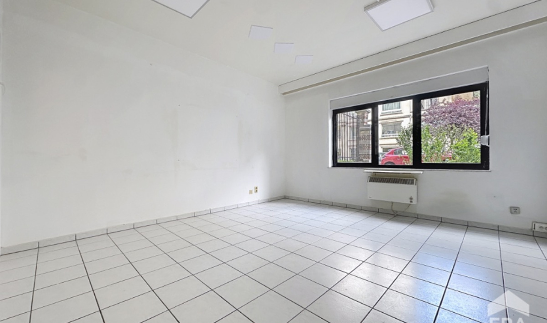Avenue Ernestine - 1 - 0 - 1050
