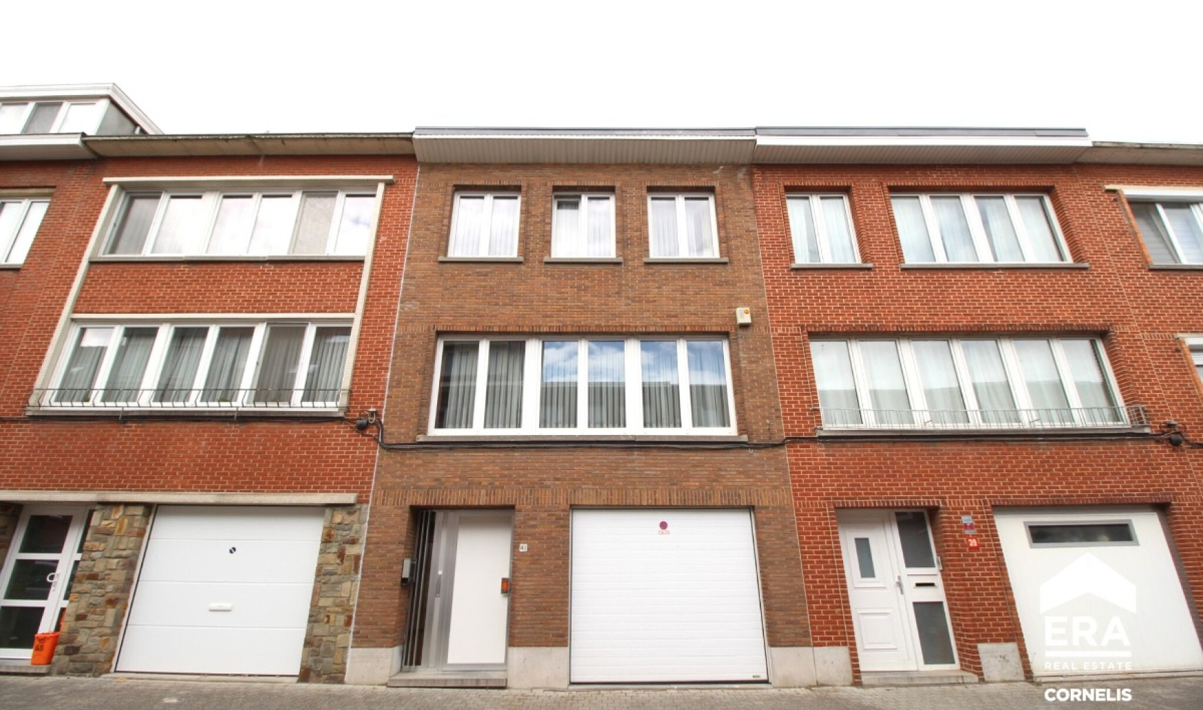 Rue de Levallois-Perret - 41 - - 1080