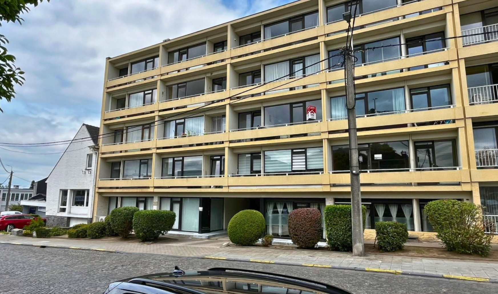 Avenue de Péville - 184 - 021 - 4030