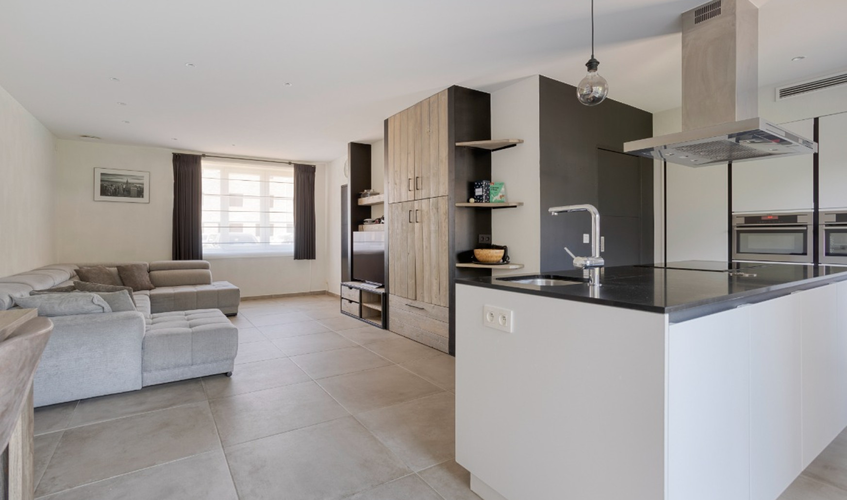 F.J. Houbenstraat - 14 - - 2590
