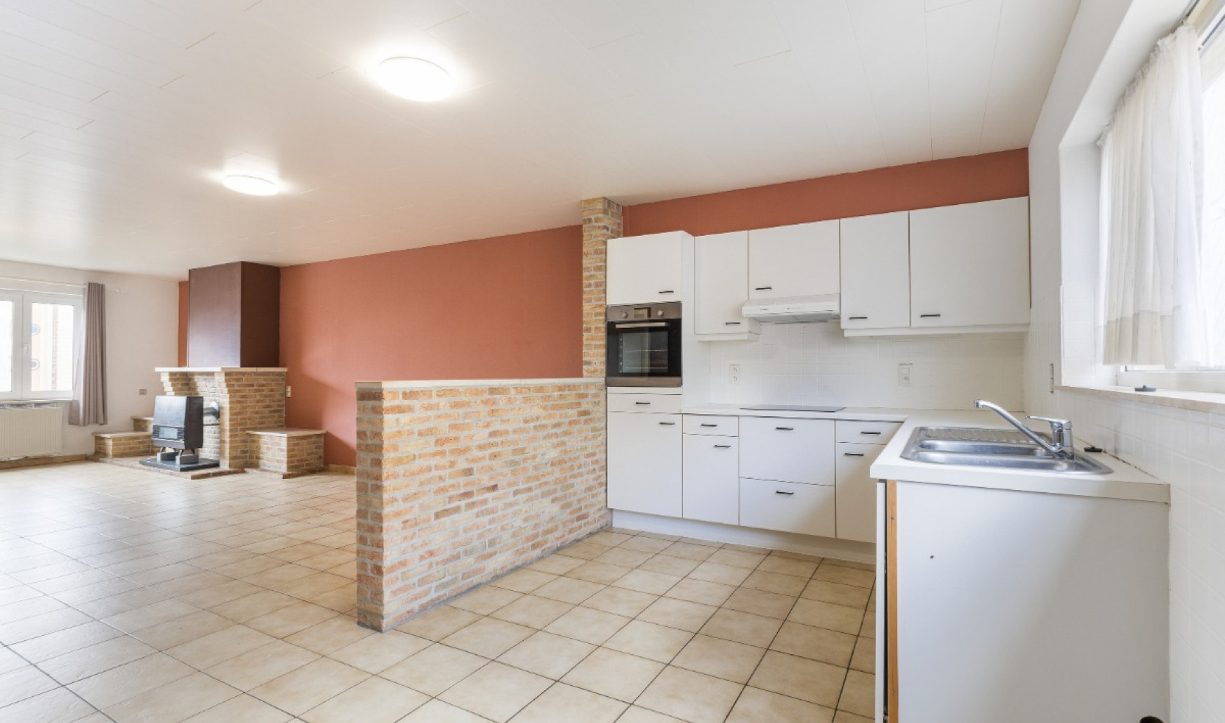 Zwaluwenstraat - 7 - 0201 - 8670